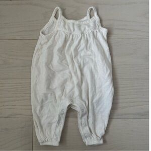 Old Navy Cream Kids Romper 0-3 M